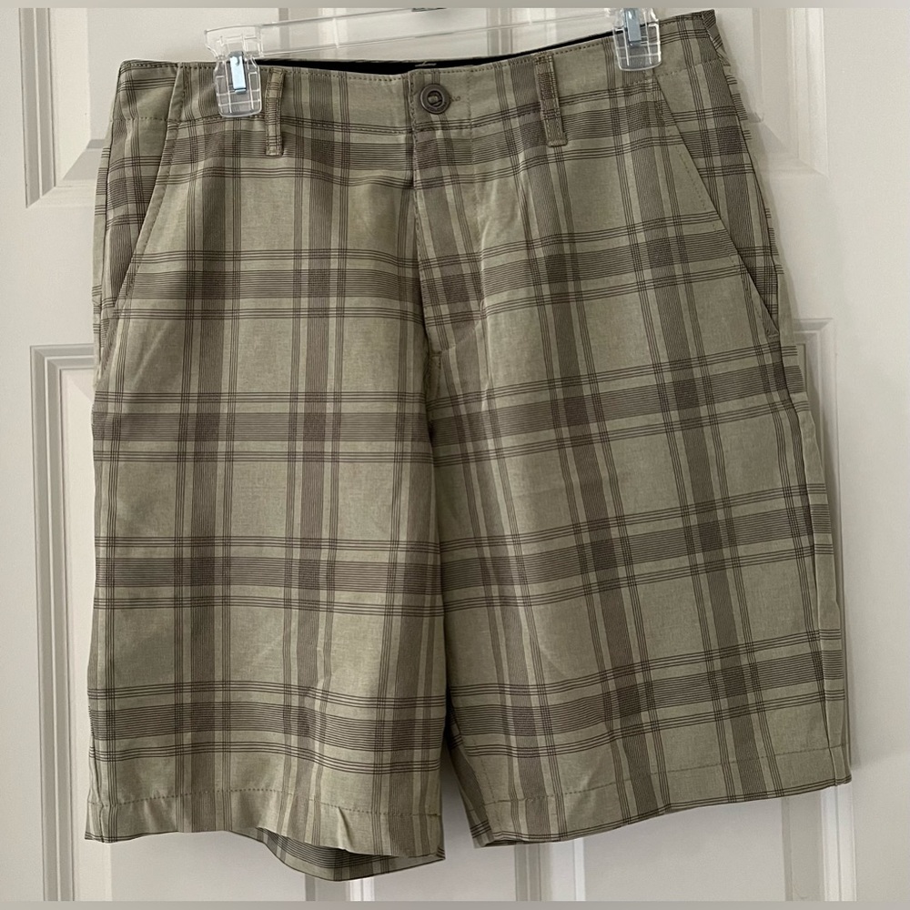 Men’s Volcom brown plaid Surf N’ Turf shorts, size 30